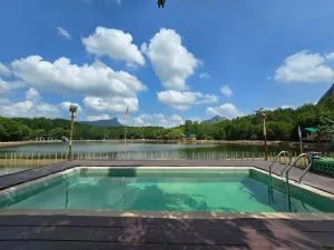 Aonang Riverside Home - Hatklongszon