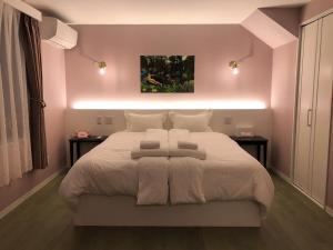 Mariposa Sea and Starry Garden Villa