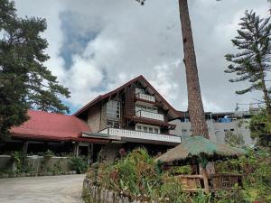 Log Cabin Hotel - Baguio