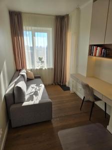 Panoramic balcony 3BD apt with king bed