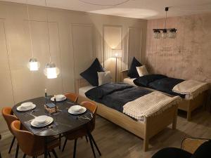 Stylisches City Apartment mit Balkon und Garage