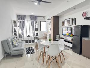 Alinea Daijoubu Stay 4 pax Sek 14 Shah Alam