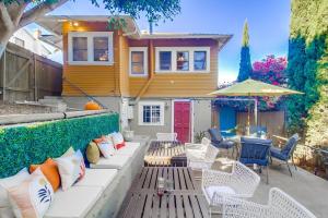 Sunny Golden Hill Studio! Fully Stocked - near DT