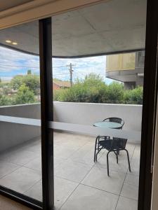 Two Bedroom, Two Bathroom - Kashmir Apartment in Canberra City