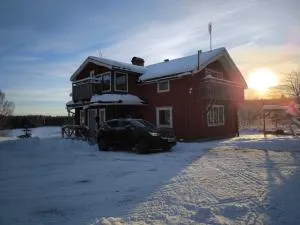 Embracing nature's Swedish house - Grytänget