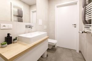 Golden Apartments Wroclaw- Cozy Studio- Rynek Square&Kuznicza23