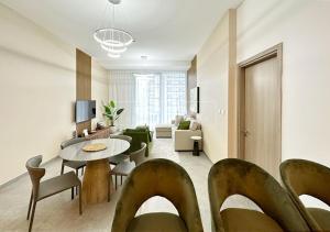 Marina Haven 1BR ,Stella Maris, City View