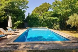 Your secret garden at Pont du Gard! - 圣伊莱尔厄齐尔