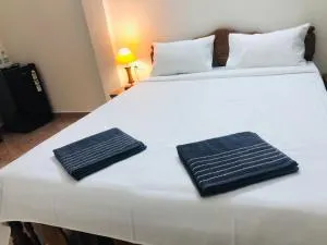 Nelis Guest House - Pale