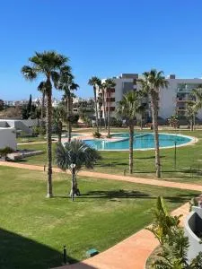 Bonito y tranquilo piso en Almerimar - La Mujer