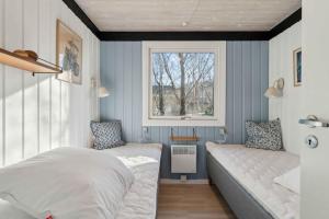 Cottage Near Idyllic Peaceful Sandy Beach