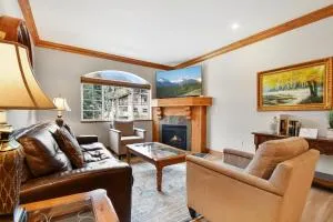 3 Bed 3 Bath Villa 2082 - 米德韦