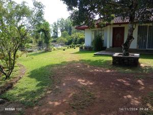 Rukgaha Thotupola Nature Villa at Bolgoda