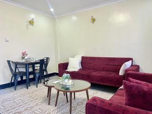 Naka Executive Suites With Balcony, Amazing View of Lake Nakuru, GYM