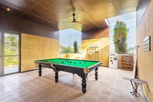 ELIVAAS Hari Bagh 4 BHK Villa with Gaming Zone & Art Nook