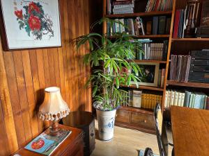 Hong Principal House