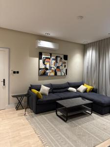 شقة مخدومه جنب البوليفارد سيتي