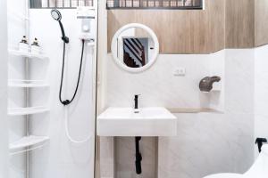 Home 18 - Cozy Hideout in Bangkok