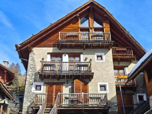 Hostdomus - Castle Apartments