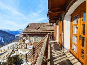 Hostdomus - Castle Apartments