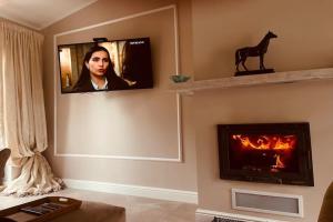 Holiday home with sauna and whirlpool