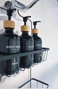 Hidden Haven - Urban Oasis - Secret Space - Off-street parking