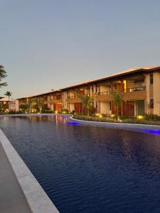 Village Luxuoso a poucos metros da praia