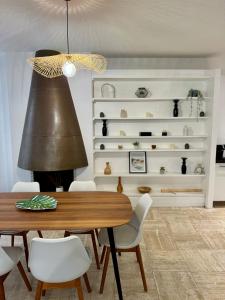 102 - Cheminée de la Bastide