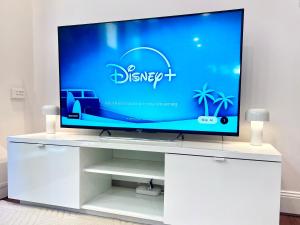 Terrace House with Character at Prime Location