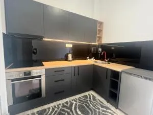 Cute and Cozy - Mokro