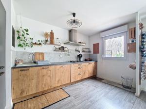 Maisons de vacances Maison avec jacuzzi : photos des chambres