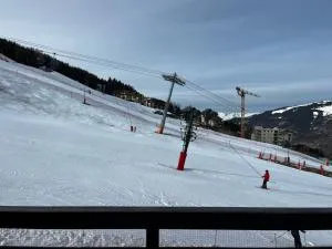 Apartemet montagne La pagne Motalbert au pied des pistes location semane de samadi a samedi - 蒙塔尔贝特