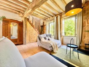 Maisons de vacances Baolocation Bouhy - Ideal famille & groupe d-amis -16min Guedelon - Wifi : photos des chambres