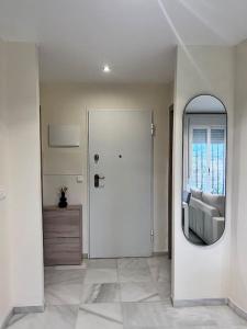 Luxury town House with private garden in Duquesa