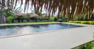 RésidenceSuisse Rez de jardin - Нозі Бе