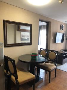 A Venue Residences Tower 12L