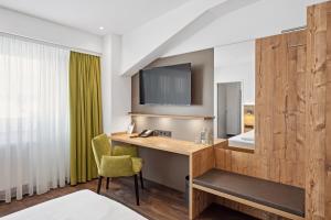 Hotel Zeppelin