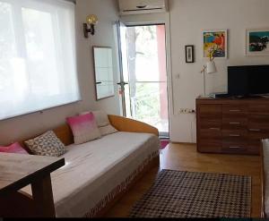 Rosemary - Zuljana Seaside Escape -