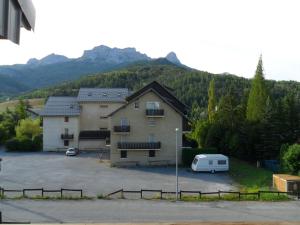 Appartements Studio avec balcon a Barcelonnette, 4 couchages - FR-1-804-33 : Studio