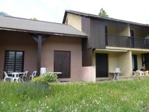 Studio mezzanine à Jausiers Village, terrasse, idéal 4 pers - FR-1-804-32