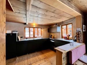 Alpenlodge Tgèsa Surrein Giassa10