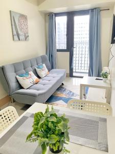 Shore 3 - Unit Diva - Brand New 1 br Unit Near MOA