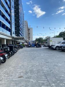 Shore 3 - Unit Diva - Brand New 1 br Unit Near MOA