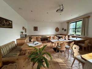 Landhotel Burgenblick