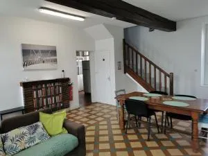 LPE Maison Gite proche Illiers Combray - Saint-Luperce