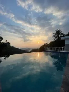 BELiTA MUNNAR - Anachal