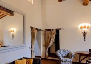 Tuscan rooms