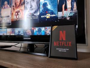 Happy Apartment & Free Breakfast - Mladost