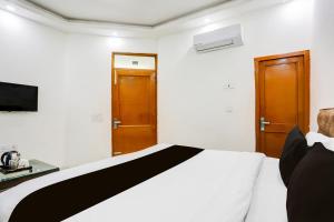 Hotel O Triom Inn