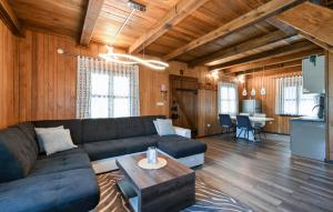 Stunning Home In Veliko Trgovisce 